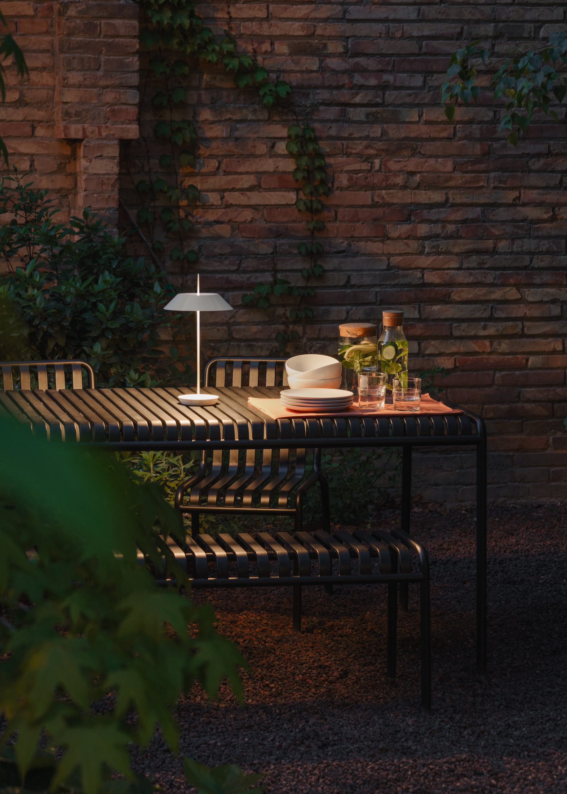 lampa stołowa vibia