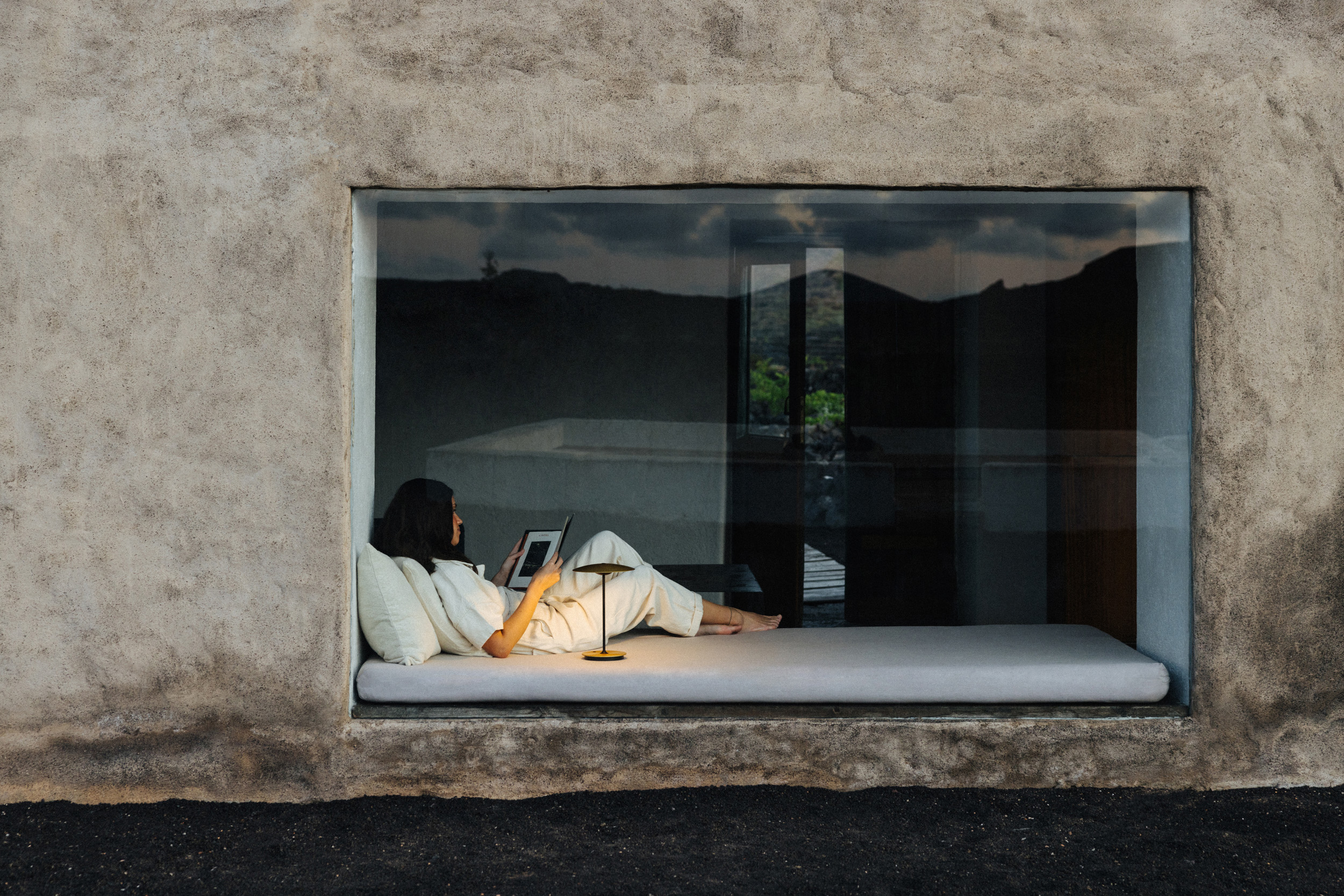 lampa stołowa marset